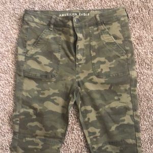 Camo American eagle hi rise stretchy jeggings